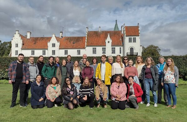 Department picture with all employees.